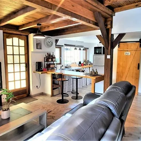 Le Chalet A La Campagne Location Du Samedi Au Samedi Antonne-et-Trigonant